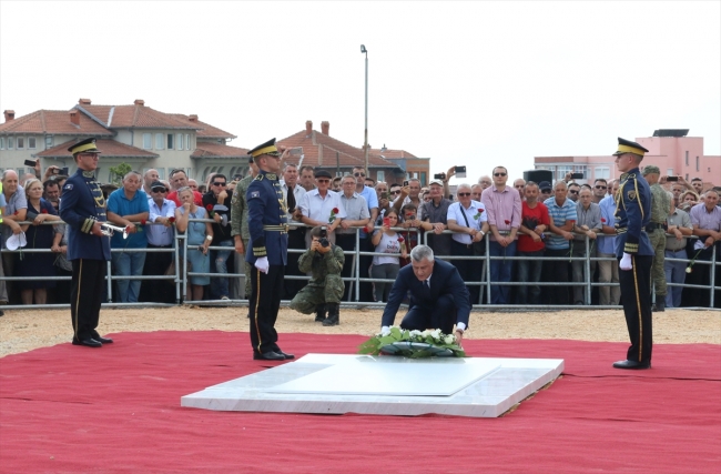 "Kosova'nın Mandela'sı" Adem Demaçi son yolculuğuna uğurlandı