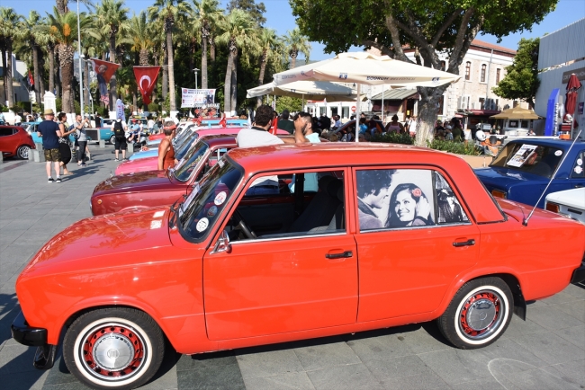 'Murat 124' tutkunları 'Engelsiz Yaz Festivali'nde buluştu