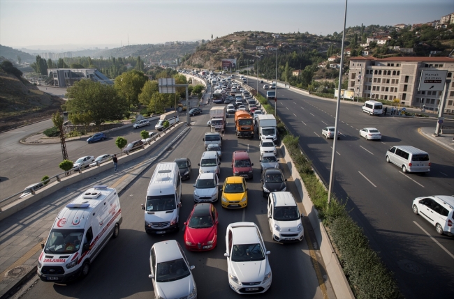 Ankara'da trafik kazası: 3 yaralı