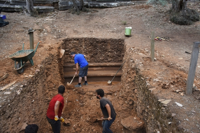 Euromos'ta Roma ve Helenistik döneme ait mezarlar bulundu