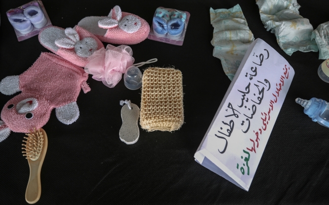 Gazze'ye girişi yasak ürünler arasında artık gelinlik ve biberon da var