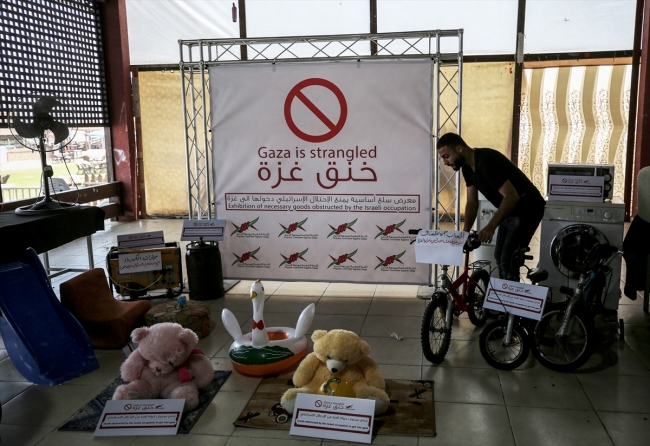 Gazze'ye girişi yasak ürünler arasında artık gelinlik ve biberon da var