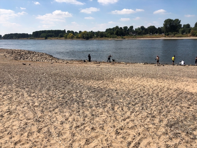 Almanya'da sıcak hava hayatı olumsuz etkiliyor