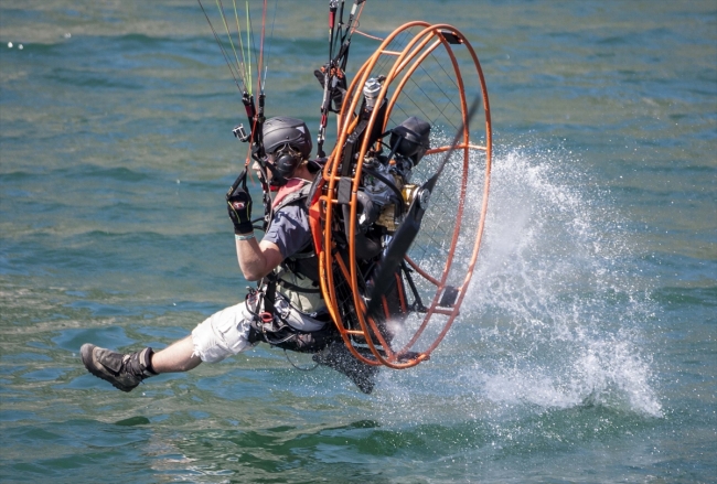 Samsun Şahinkaya Kanyonu'nda nefes kesen dans