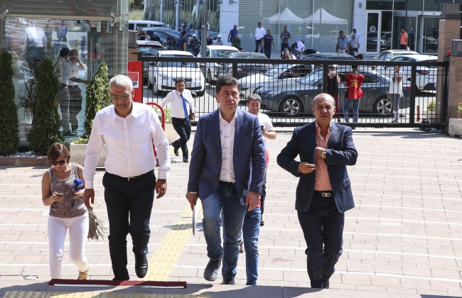 CHP Milletvekili Tüzün: Yerel seçim öncesi MYK değişiyorsa kurultay da yapılabilir