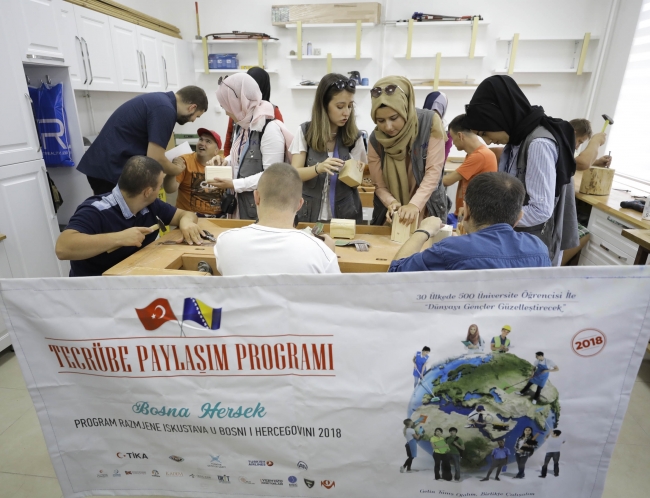 TİKA'nın gönüllü elçilerinden Bosna'daki engellilere destek