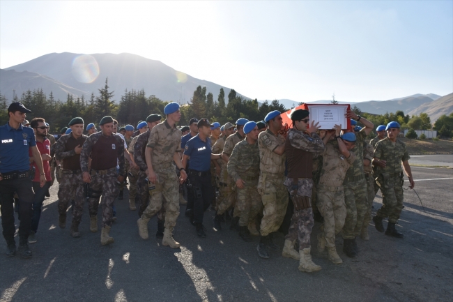 Çukurca şehidi Ömer Güç'ün naaşı memleketine uğurlandı