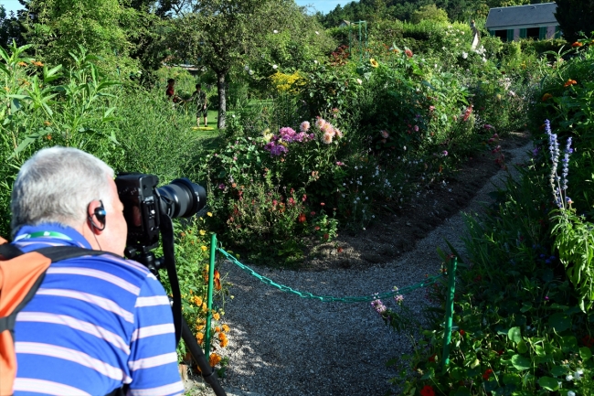 Fransız ressam Monet'nin ilham bahçesine yoğun ilgi
