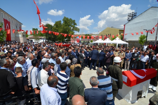 Hakkari şehidi Ömer Güç son yolculuğuna uğurlandı