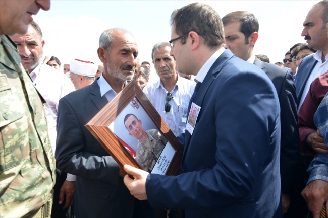 Hakkari şehidi Ömer Güç son yolculuğuna uğurlandı