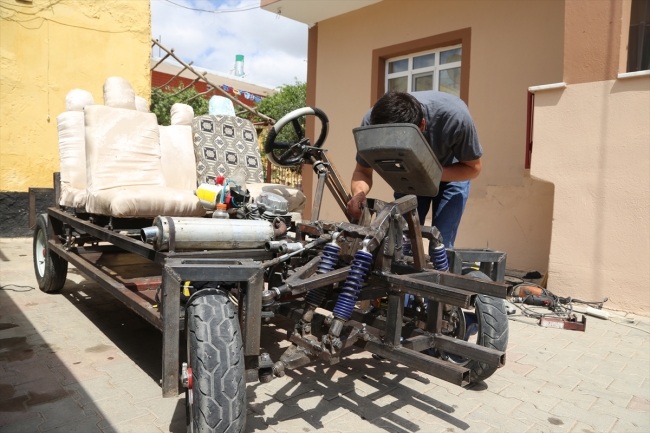 Lise mezunu Ali Özdemir kendi arabasını yaptı