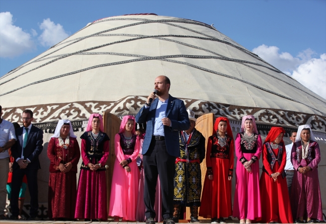 'Erzurum Türk Oyunları Festivali' sona erdi