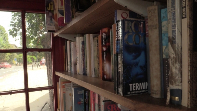 İngiltere'nin ikonik kırmızı telefon kulübelerinin alternatif kullanımları