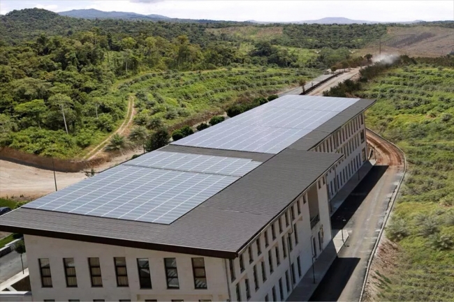 Üniversitenin elektriği güneş enerjisinden sağlanıyor