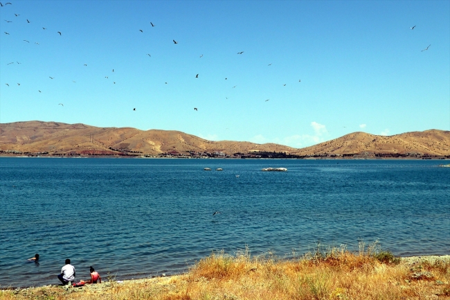 Su altındaki tarihi zenginlik: Elazığ Batık Şehir