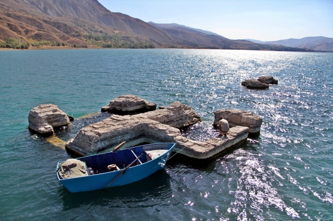 Su altındaki tarihi zenginlik: Elazığ Batık Şehir