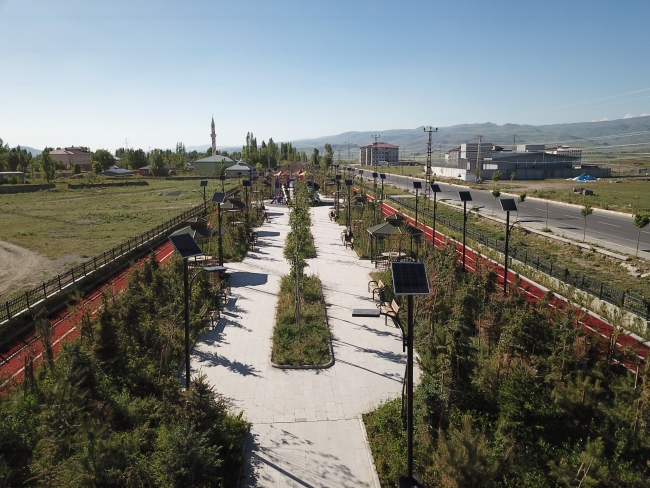 Diyadin'de borçlu belediyeden hizmet üreten belediyeye
