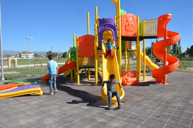 Diyadin'de borçlu belediyeden hizmet üreten belediyeye