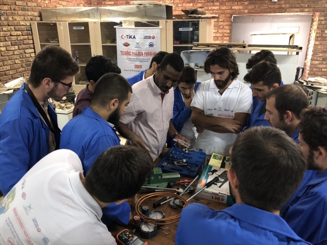 TİKA gönüllüleri Sudan'da