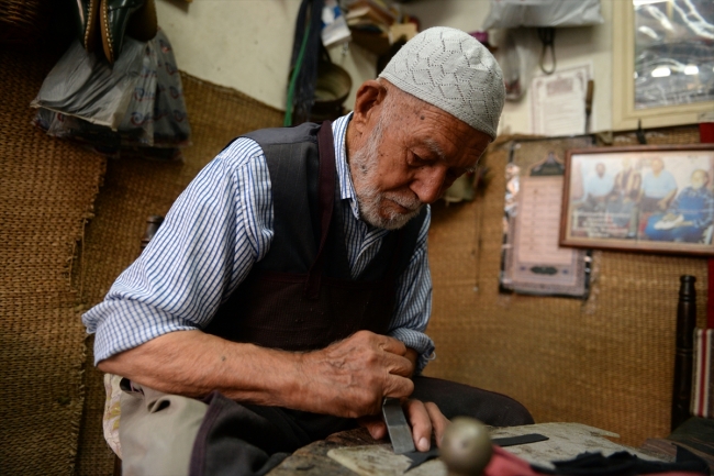 85 yıllık yemeni ustası mesleğini yaşatmaya çalışıyor