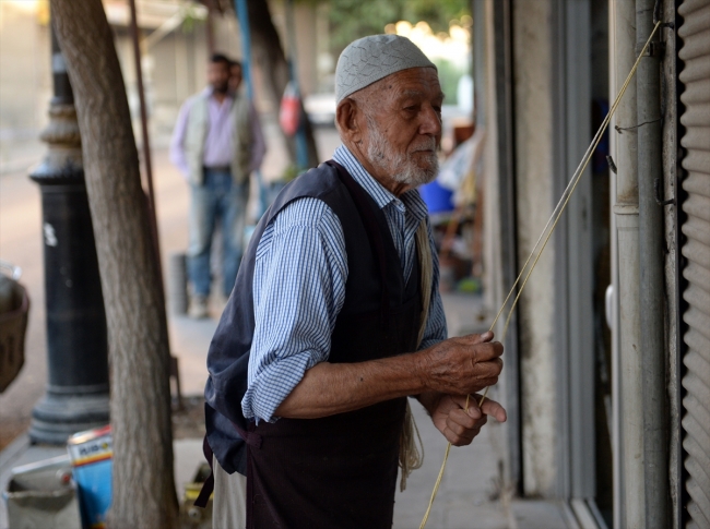 85 yıllık yemeni ustası mesleğini yaşatmaya çalışıyor