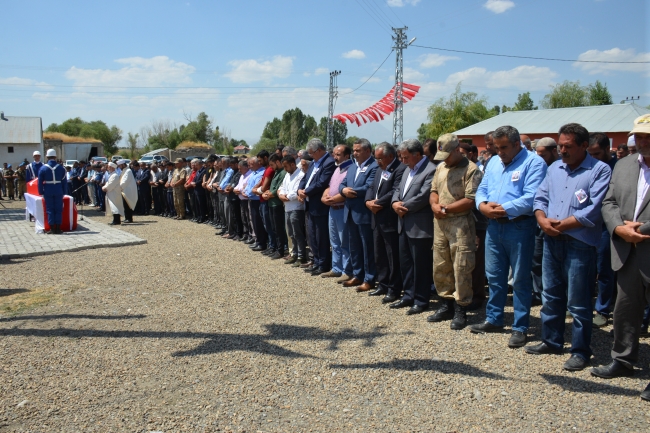 Adıyaman şehitleri toprağa verildi