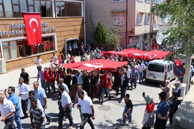 Adıyaman şehitleri toprağa verildi