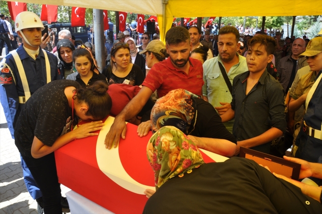 Adıyaman şehitleri toprağa verildi