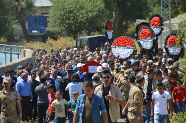 Adıyaman şehitleri toprağa verildi