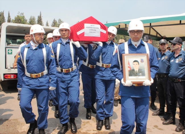 Adıyaman şehitleri toprağa verildi