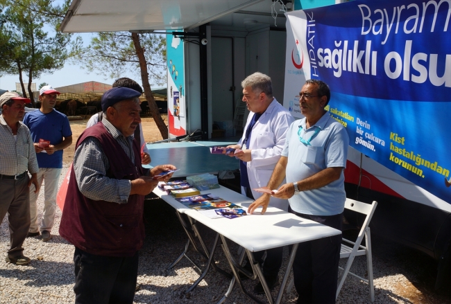 İzmir'de kurban pazarlarına 'sağlıklı yaşam standı'