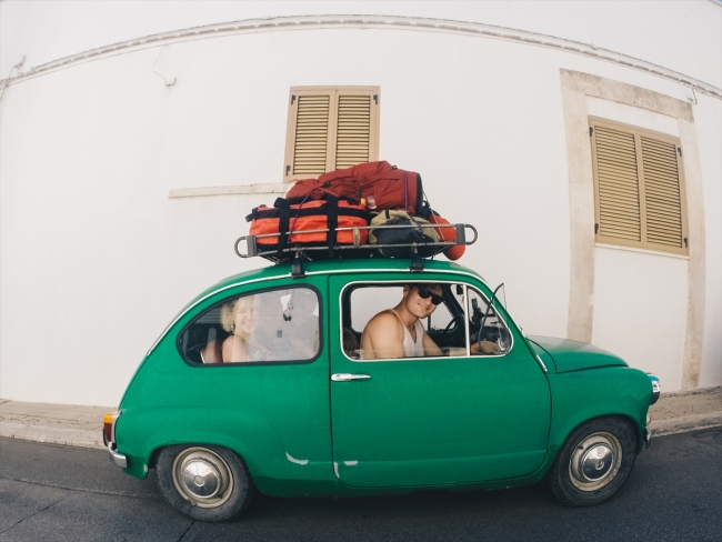 Günümüzün Evliya Çelebisi yoldaşı Fiço'yla dünyayı turluyor