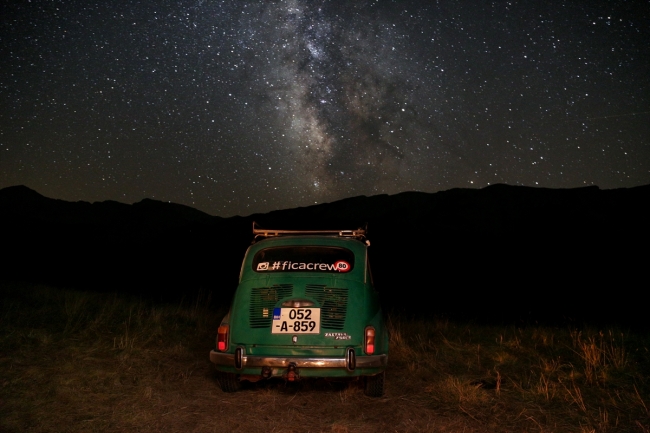 Günümüzün Evliya Çelebisi yoldaşı Fiço'yla dünyayı turluyor