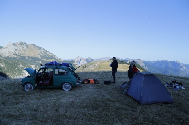 Günümüzün Evliya Çelebisi yoldaşı Fiço'yla dünyayı turluyor