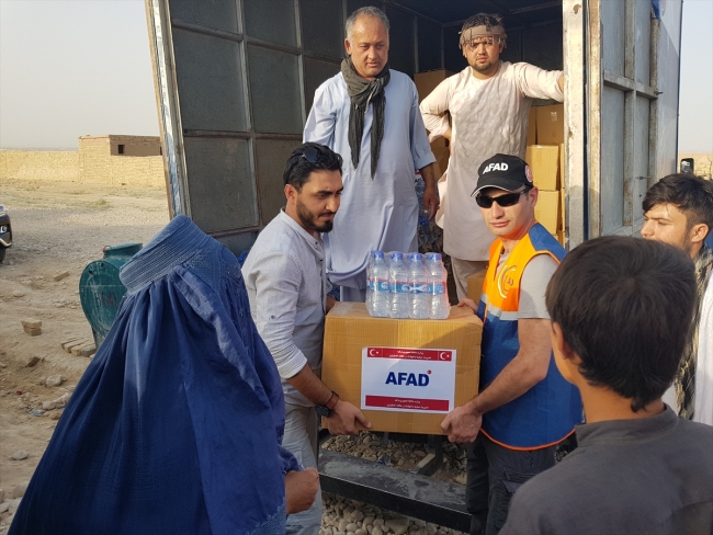 AFAD'dan Afganistan'a insani yardım