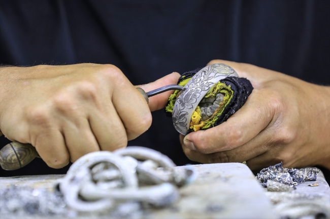 Van'da Urartu sanatı usta ellerde yaşatılıyor