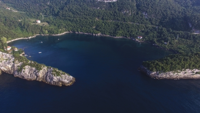 Karadeniz'in koyları ziyaretçilerini bekliyor