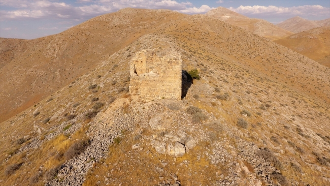 Roma dönemine ait Elbistan Kızkalesi turizme katkı sağlayacak