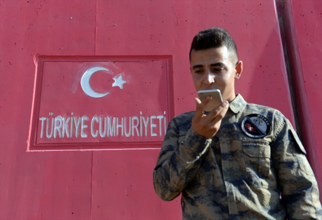 "Sınır Kartalları" bayrama görev başında girdi