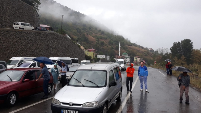 Trabzon'da şiddetli yağış ve heyelan