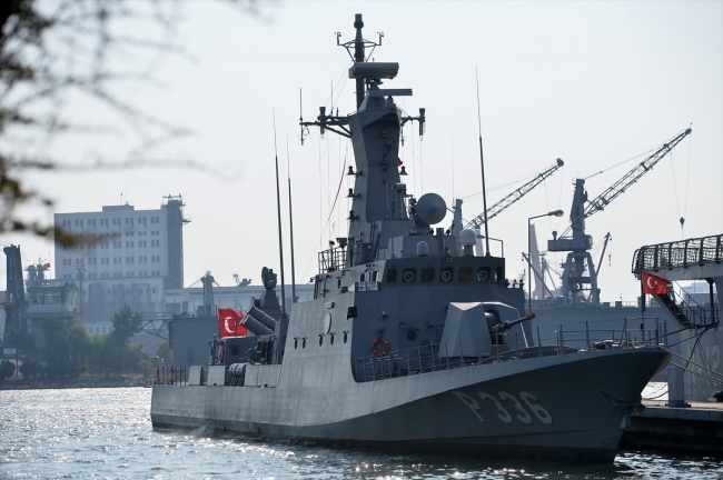 Bahriyeliler bayramda da mavi sularda nöbette