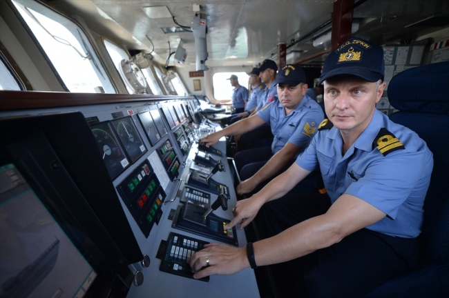 Bahriyeliler bayramda da mavi sularda nöbette