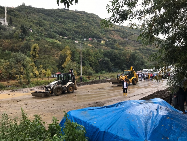Trabzon'da şiddetli yağış ve heyelan