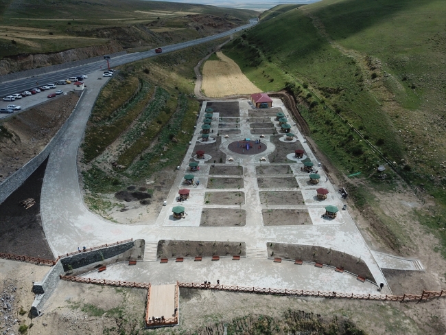 Farklı kuş türleri ve doğal güzelliğiyle Susuz Şelalesi