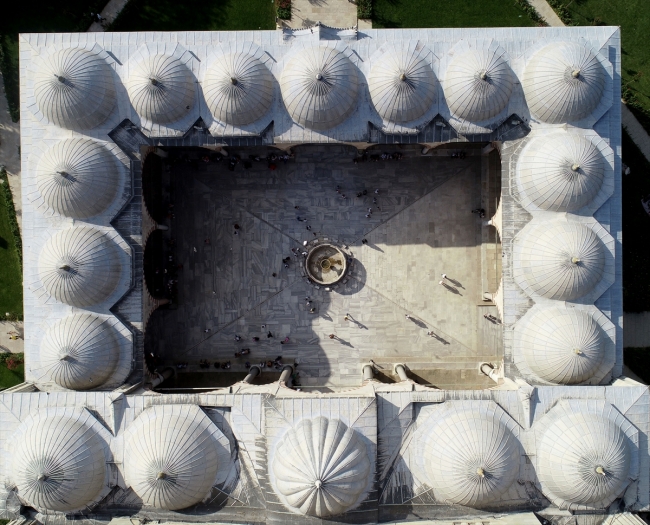 Selimiye Camii bayramda ilgi odağı oldu