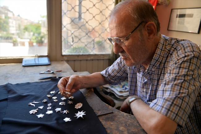 Mardinli usta telkari sanatına 65 yılını verdi