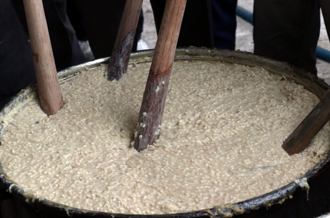 Aydın'da 736. Dedebağ Keşkek Hayrı düzenlendi