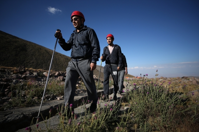 Erciyes Dağı'nda tarifeli zirve tırmanışı