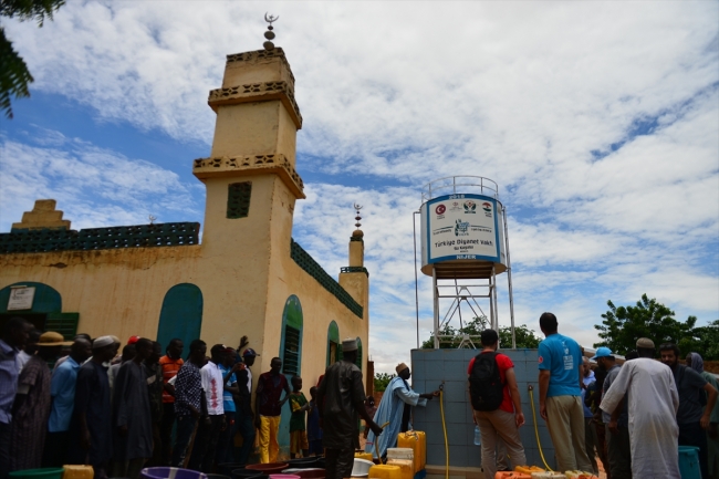 Türkiye'den Nijer'e "hayat suyu"