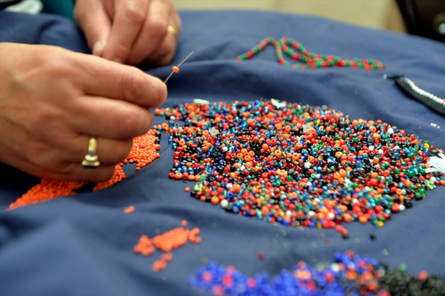 Türkmen kadınını tanıtan Damal bebeklerin 37 yıllık ustası